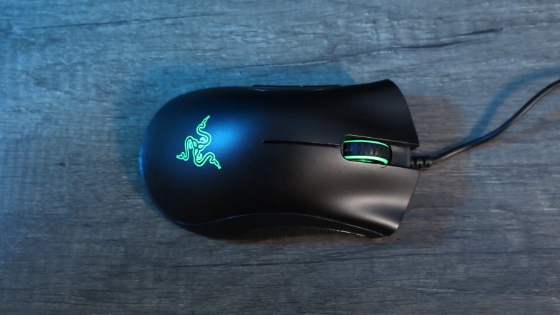 razer deathadder 2013 light always on