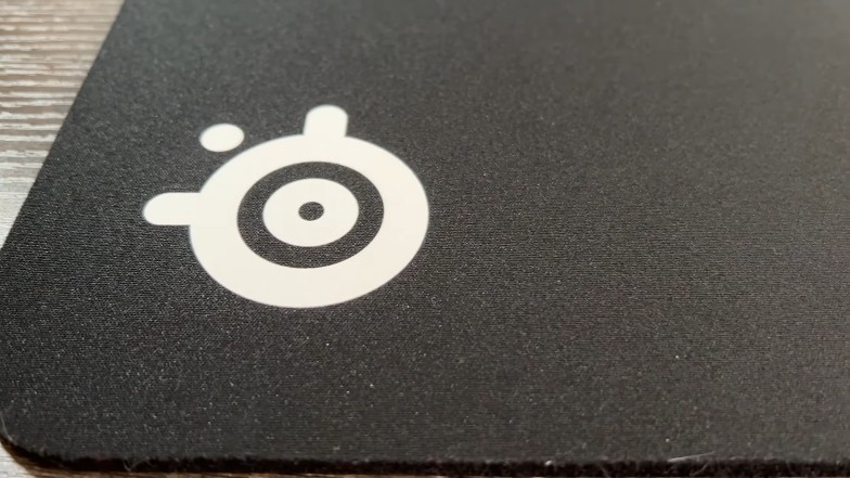 Is the QCK Heavy logo supposed to look like this? : r/MousepadReview