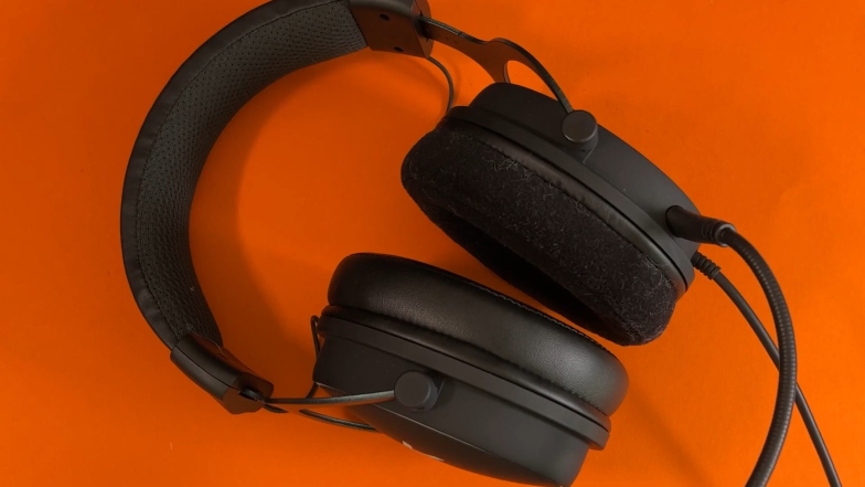 Fnatic React Gaming Headset Review - Closer Examination, Build Quality &  Comfort