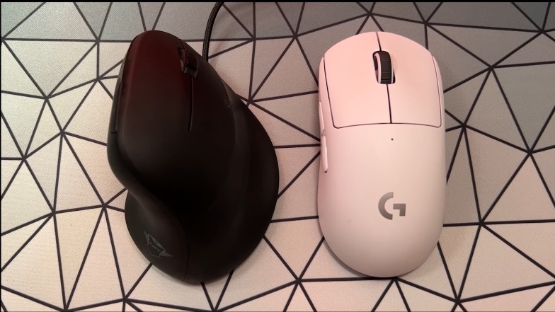 why vertical mouse