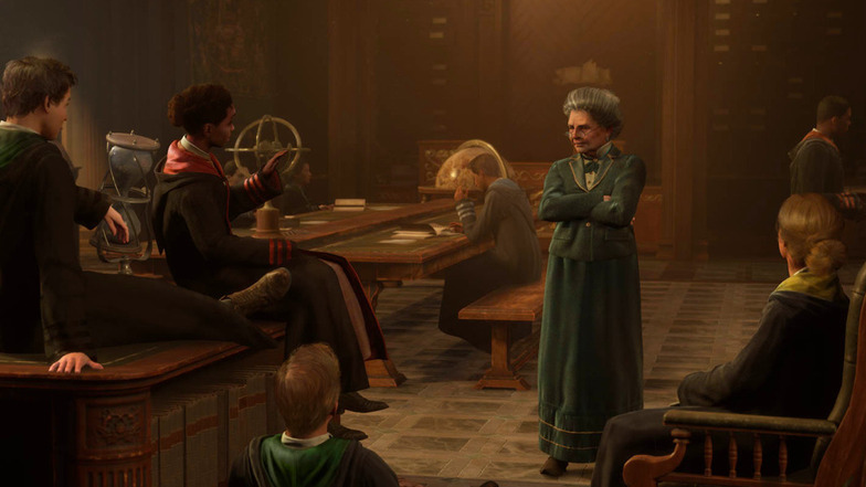 hogwarts legacy teachers and student